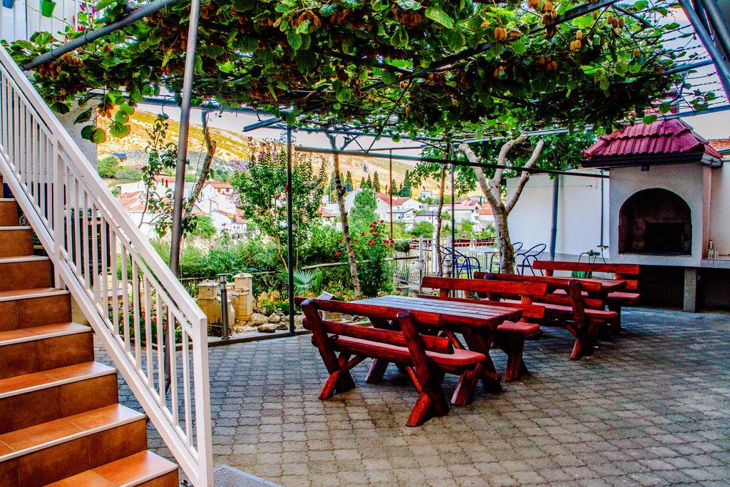 Magic River View Apartment Mostar Kültér fotó